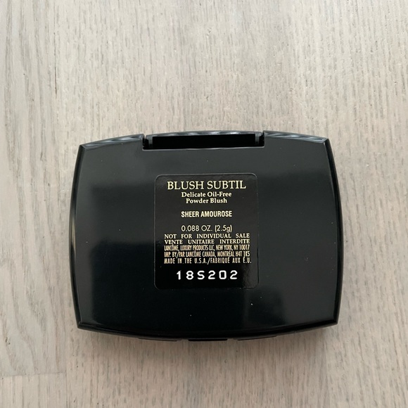 Lancome "Blush Subtil" (oil free) in "Sheer Amourose" Shade - Picture 3 of 3